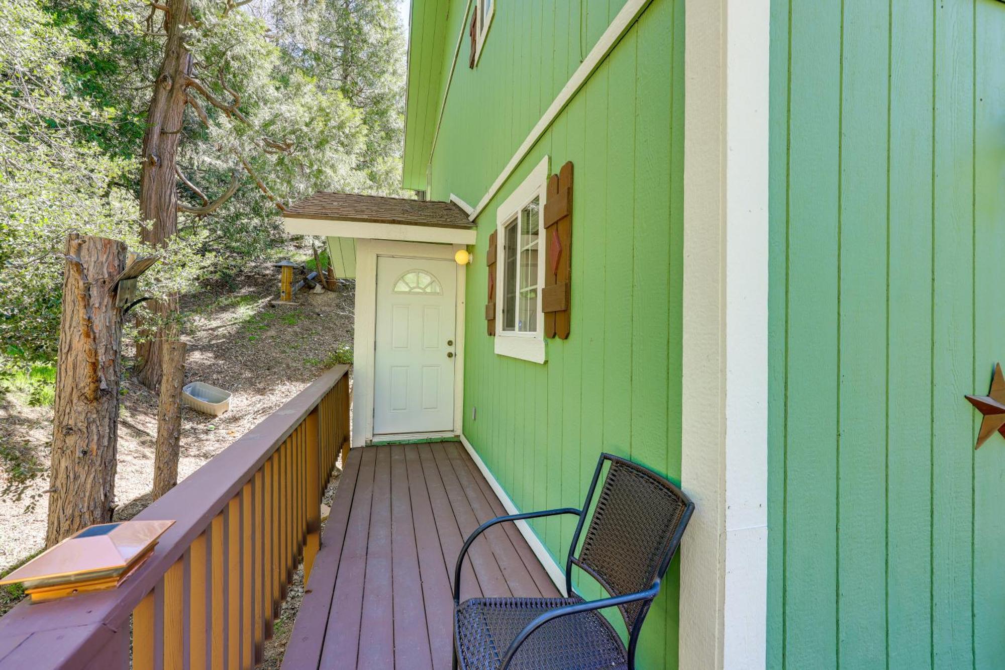 Remodeled Crestline Retreat Walk To Lake Gregory! Ngoại thất bức ảnh