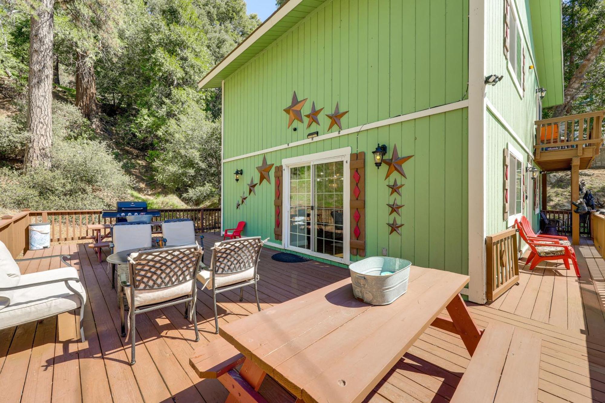 Remodeled Crestline Retreat Walk To Lake Gregory! Ngoại thất bức ảnh